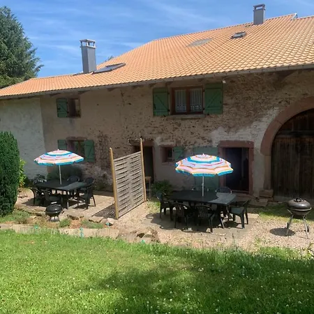 De La Petite Perrure Apartment *