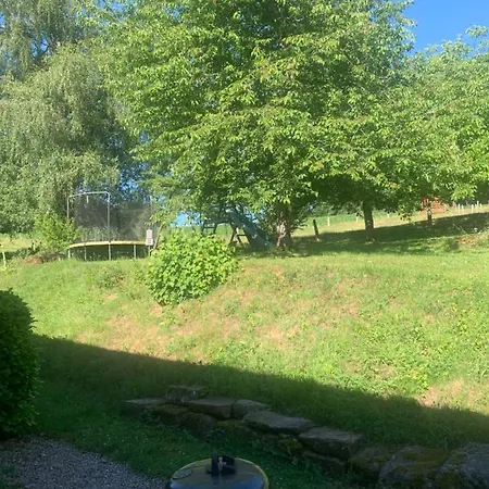 De La Petite Perrure Vienville